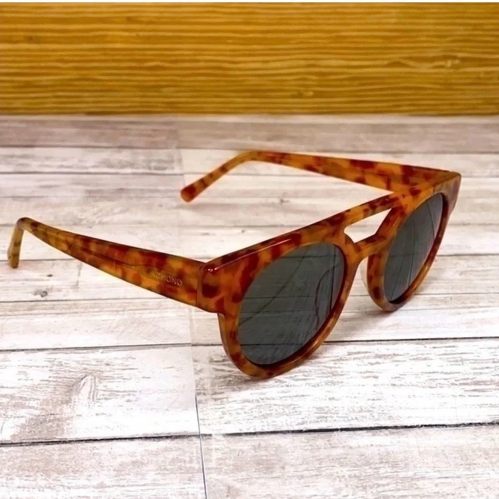 KOMONO Tortoiseshell Sunglasses NEW NWT brown tan Dreyfuss Caramel Demi